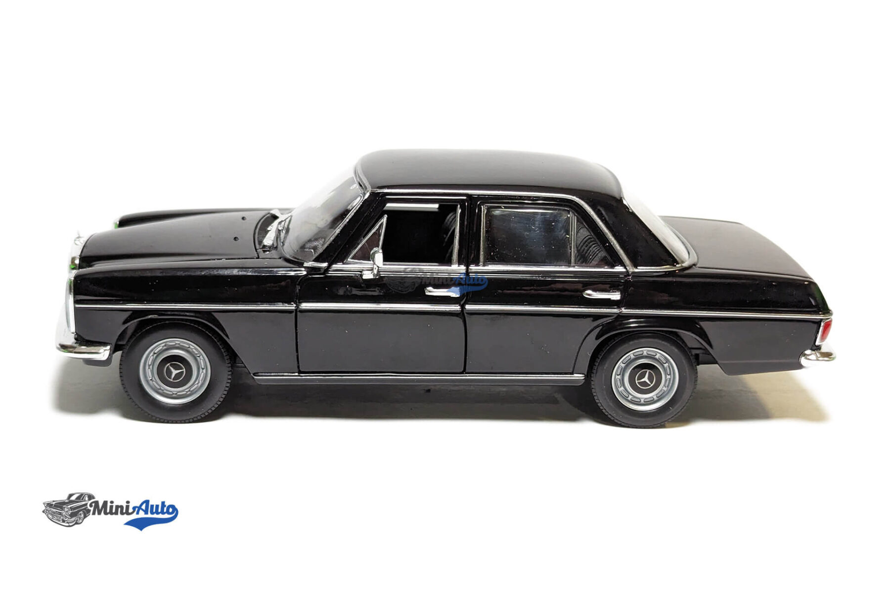 WEL24091W-BLACK---Mercedes-220-(W115)---1968---Black_4 Mercedes 220 (W115) - 1968 - Black - Image 10