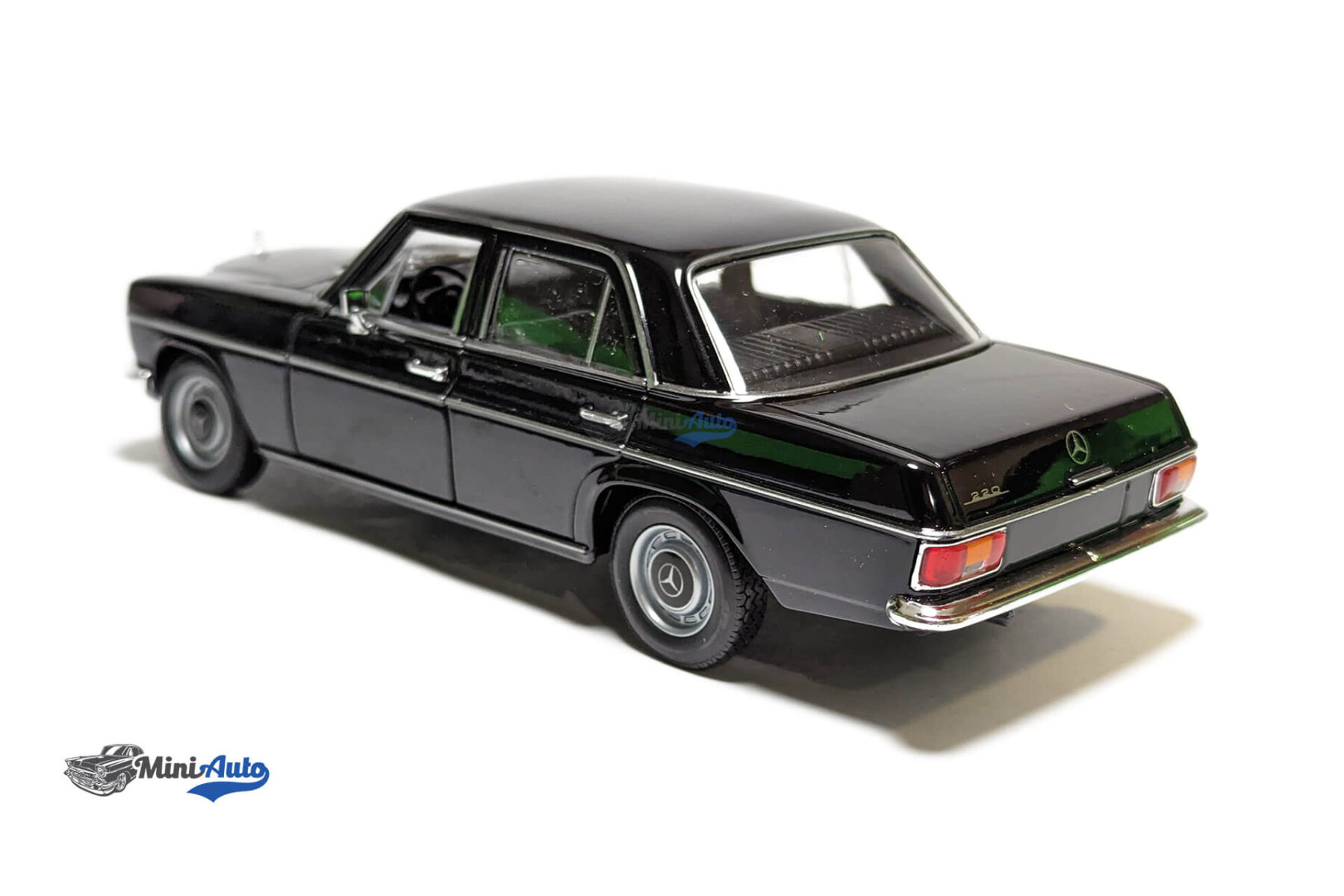 WEL24091W-BLACK---Mercedes-220-(W115)---1968---Black_5 Mercedes 220 (W115) - 1968 - Black - Image 8