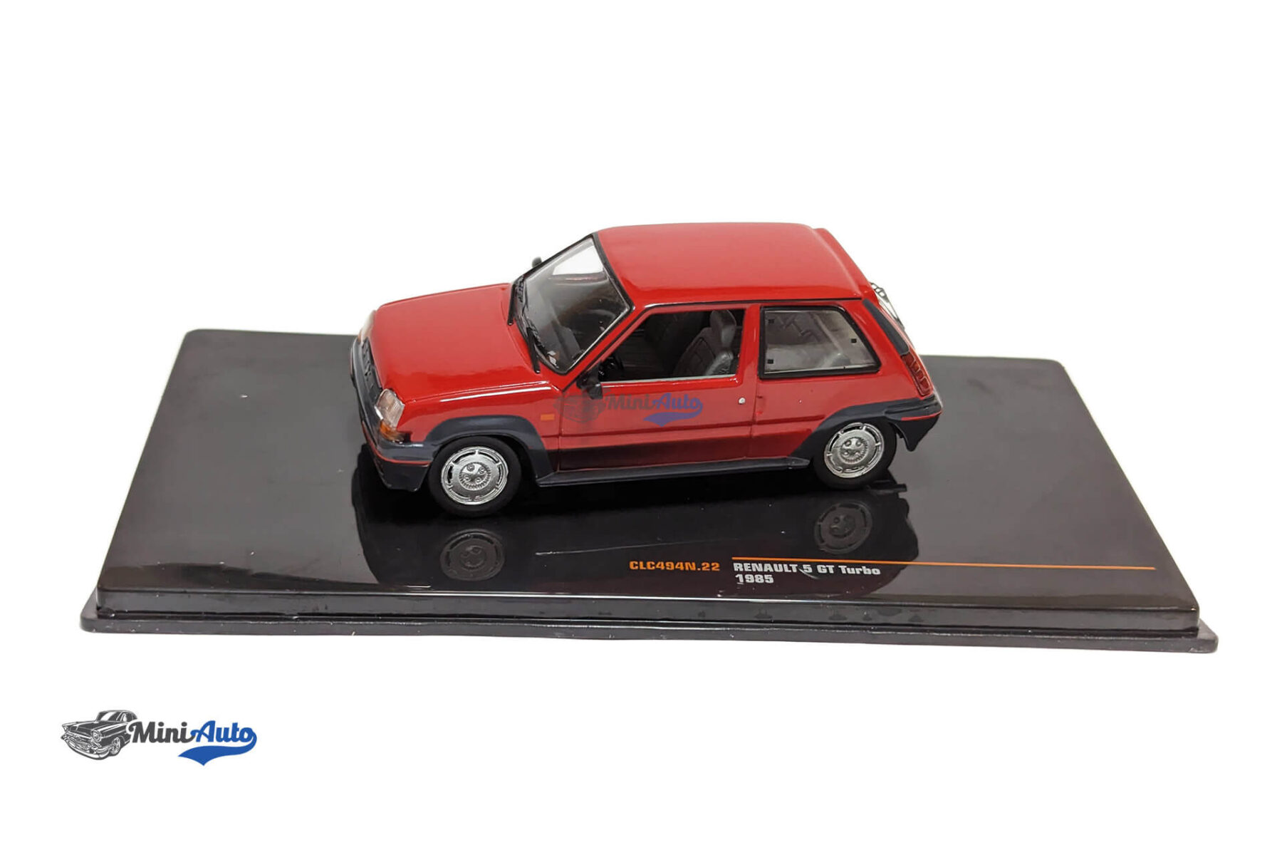 Renault 5 GT Turbo year 1985 - Red - Image 2