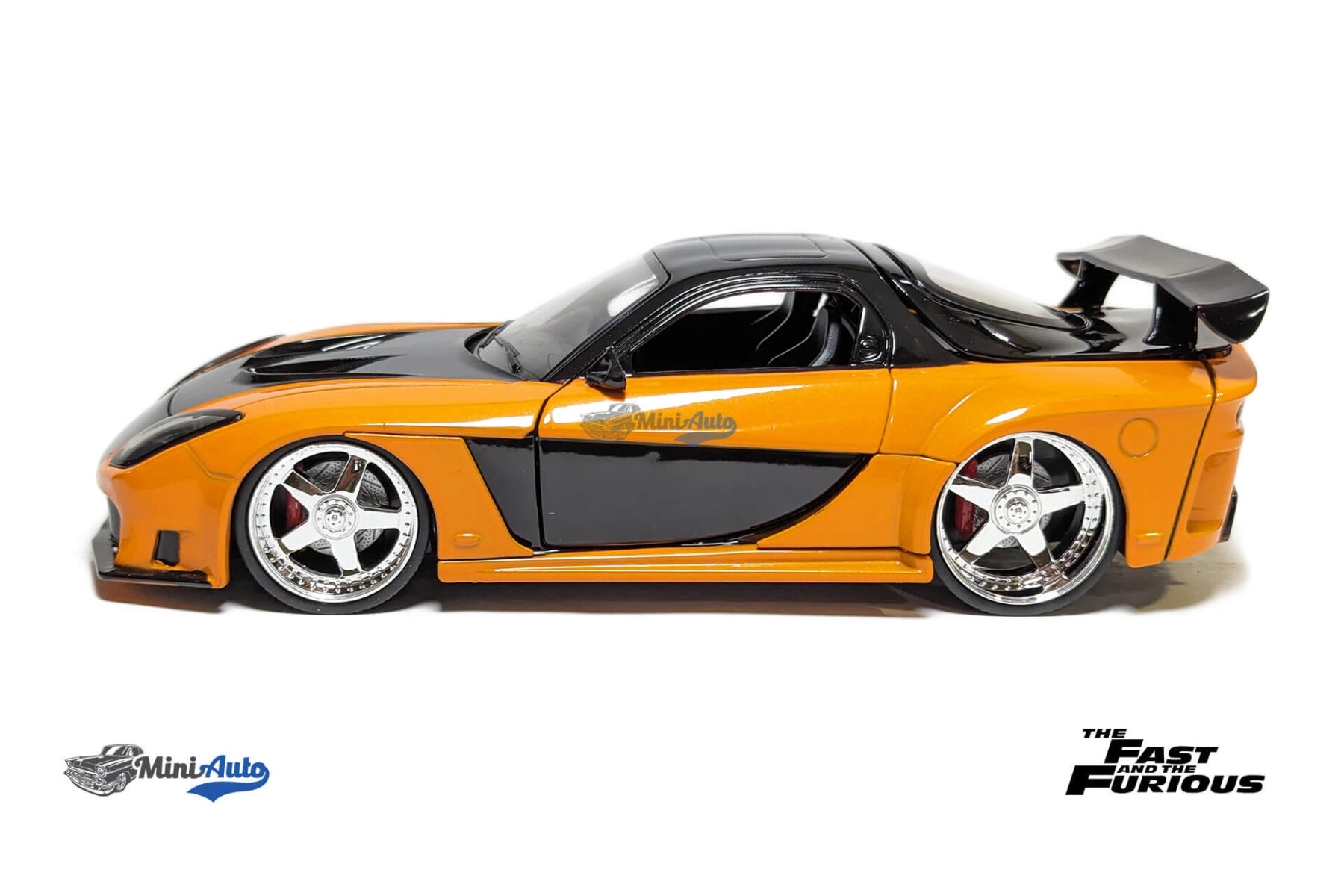 JADA253203058---Han's-Mazda-RX-7-F&F---1993---Orange_3 Han’s Mazda RX-7 F&F - 1993 - Orange - Image 6