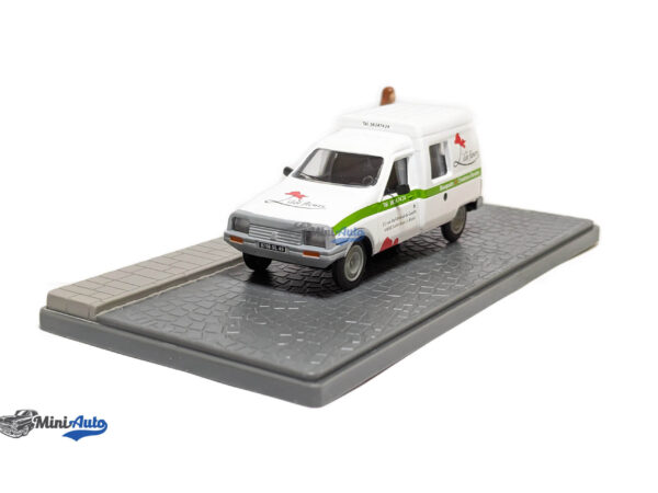 Citroen C15 Lilot Fleurs - White