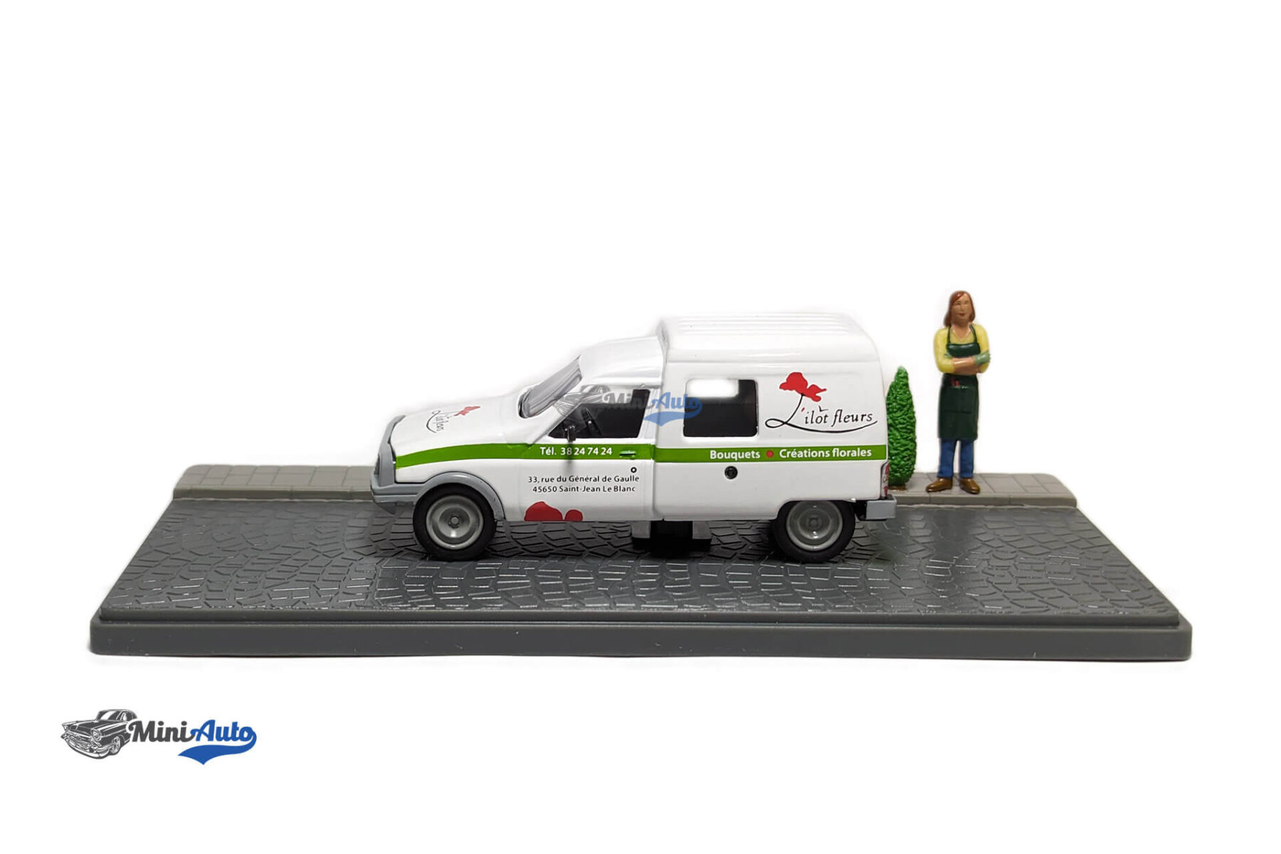 Citroen C15 Lilot Fleurs - White - Image 2