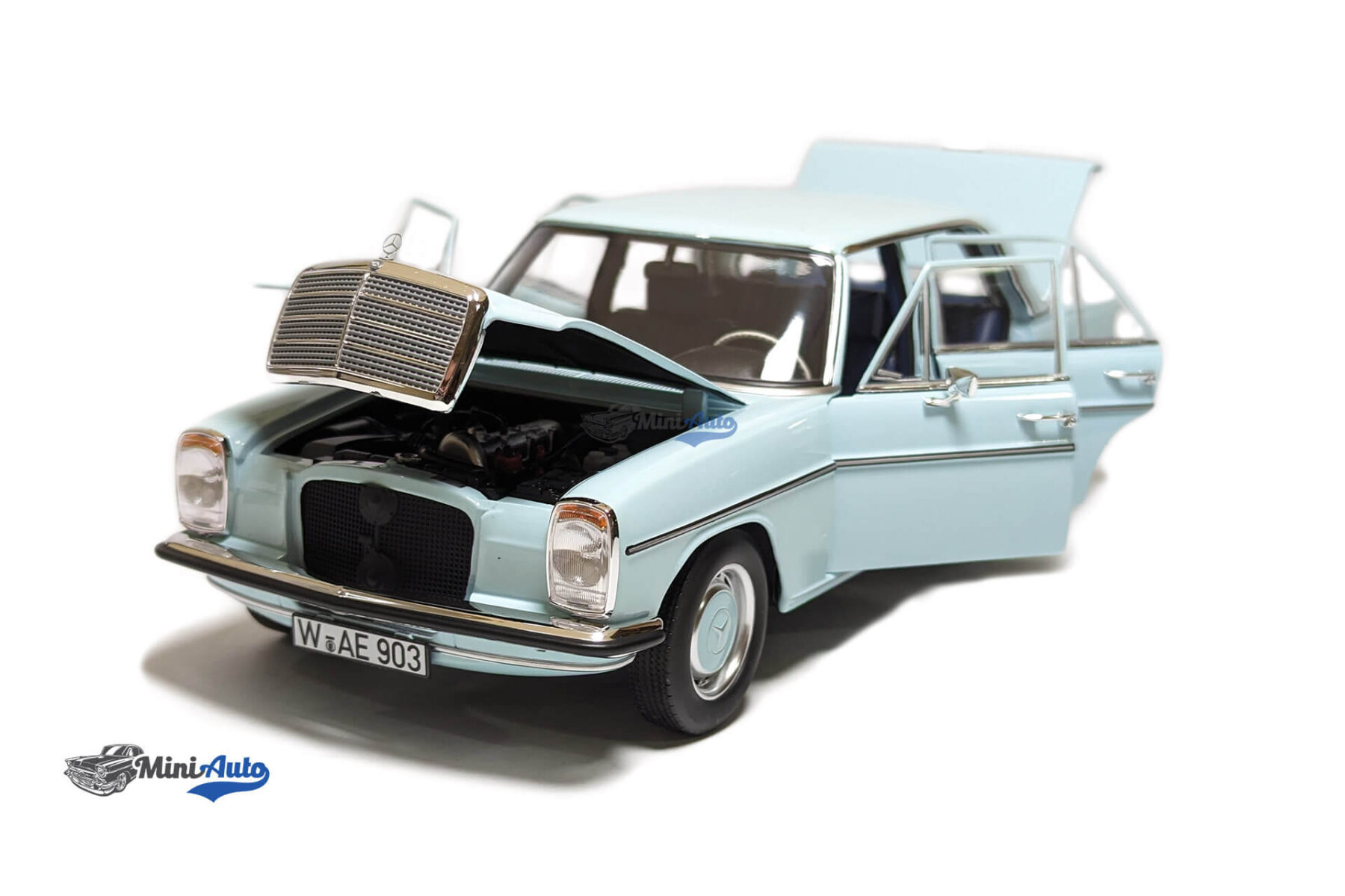 Mercedes-Benz 200 (W115) - 1968 - Light Blue - Image 2