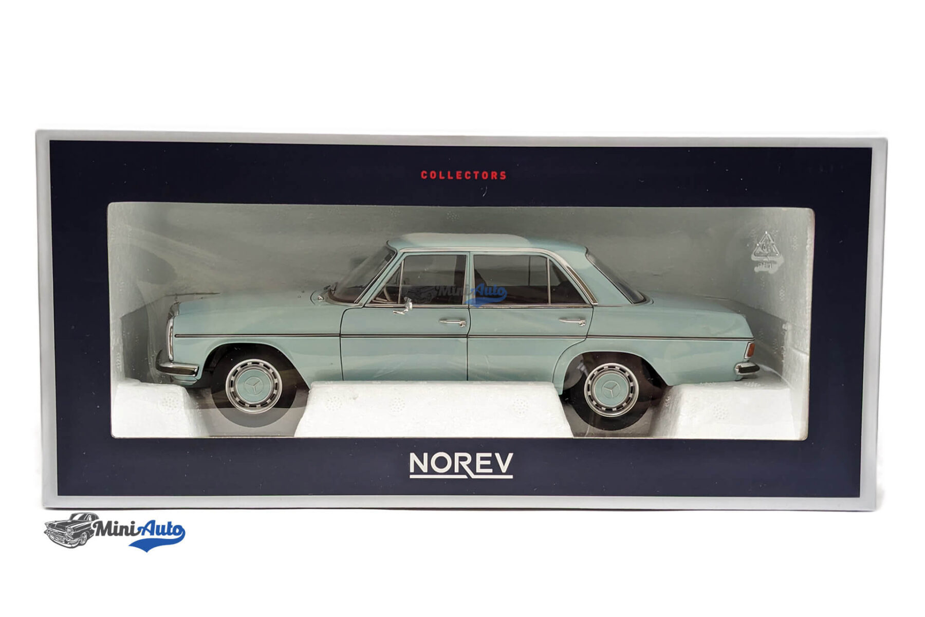 Mercedes-Benz 200 (W115) - 1968 - Light Blue - Image 7