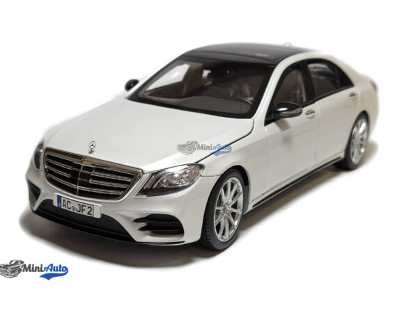Mercedes Benz S-Class AMG line 2018 - White