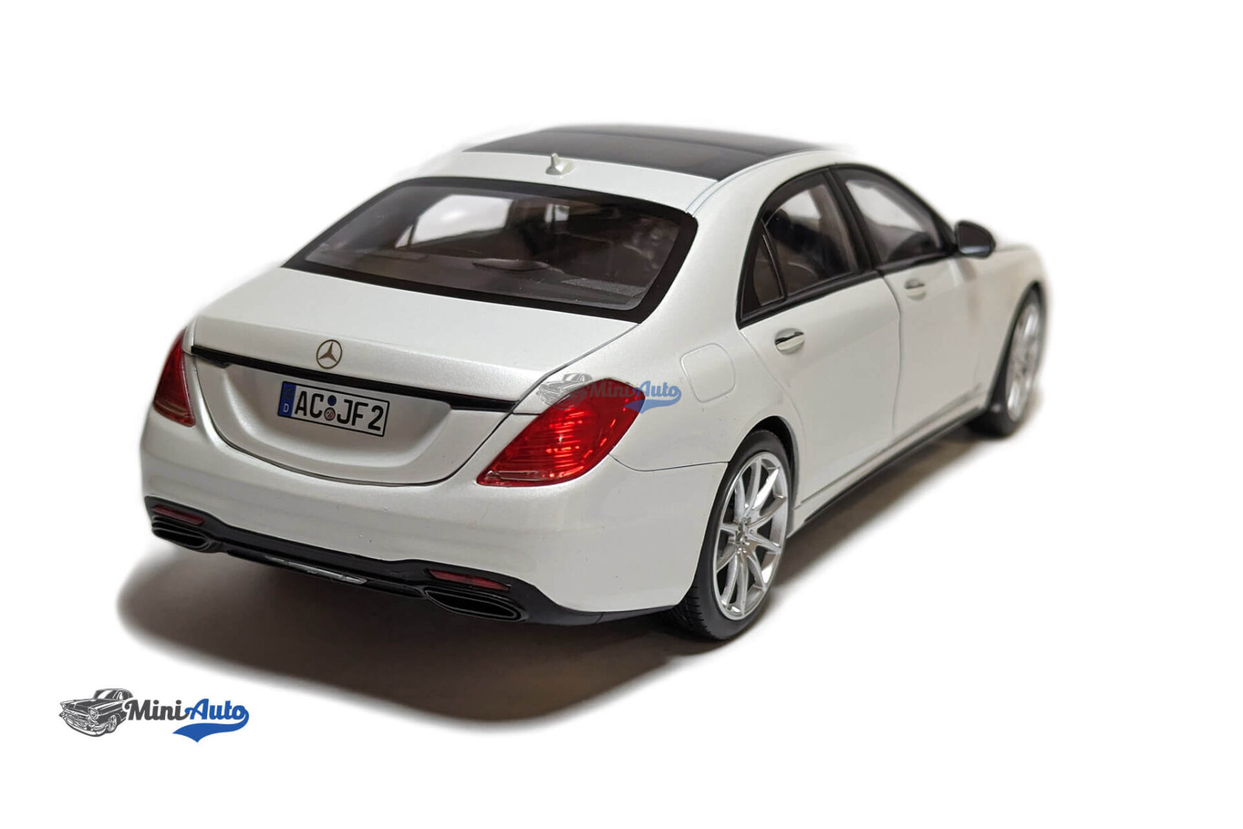 Mercedes Benz S-Class AMG line 2018 - White - Image 6