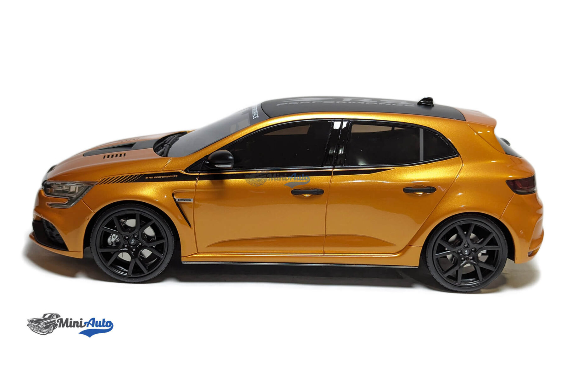 OT899---Renault-Megane-RS-2017---Orange_3 Renault Megane RS 2017 - Orange - Image 2
