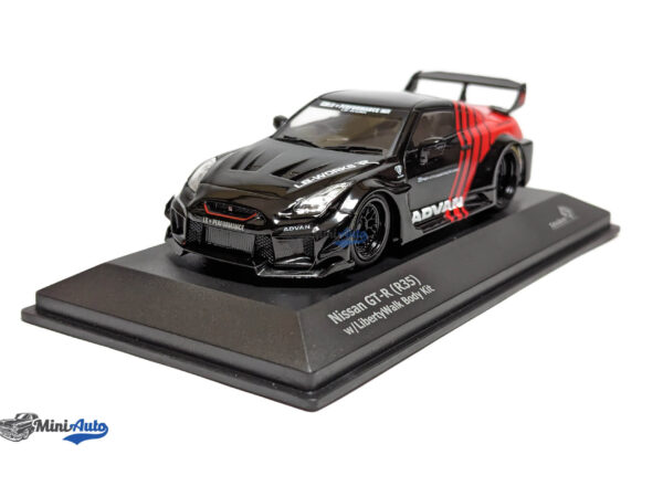 Nissan GTR (R35) LBWK 2020 - Black/Red