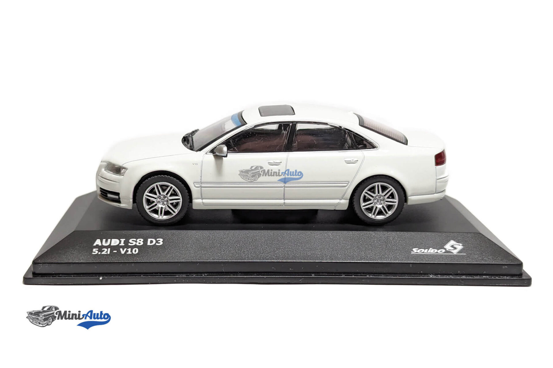 Audi S8 (D3) 2010 - White - Image 2