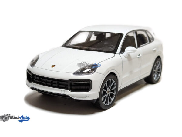 Porsche Cayenne Turbo - White