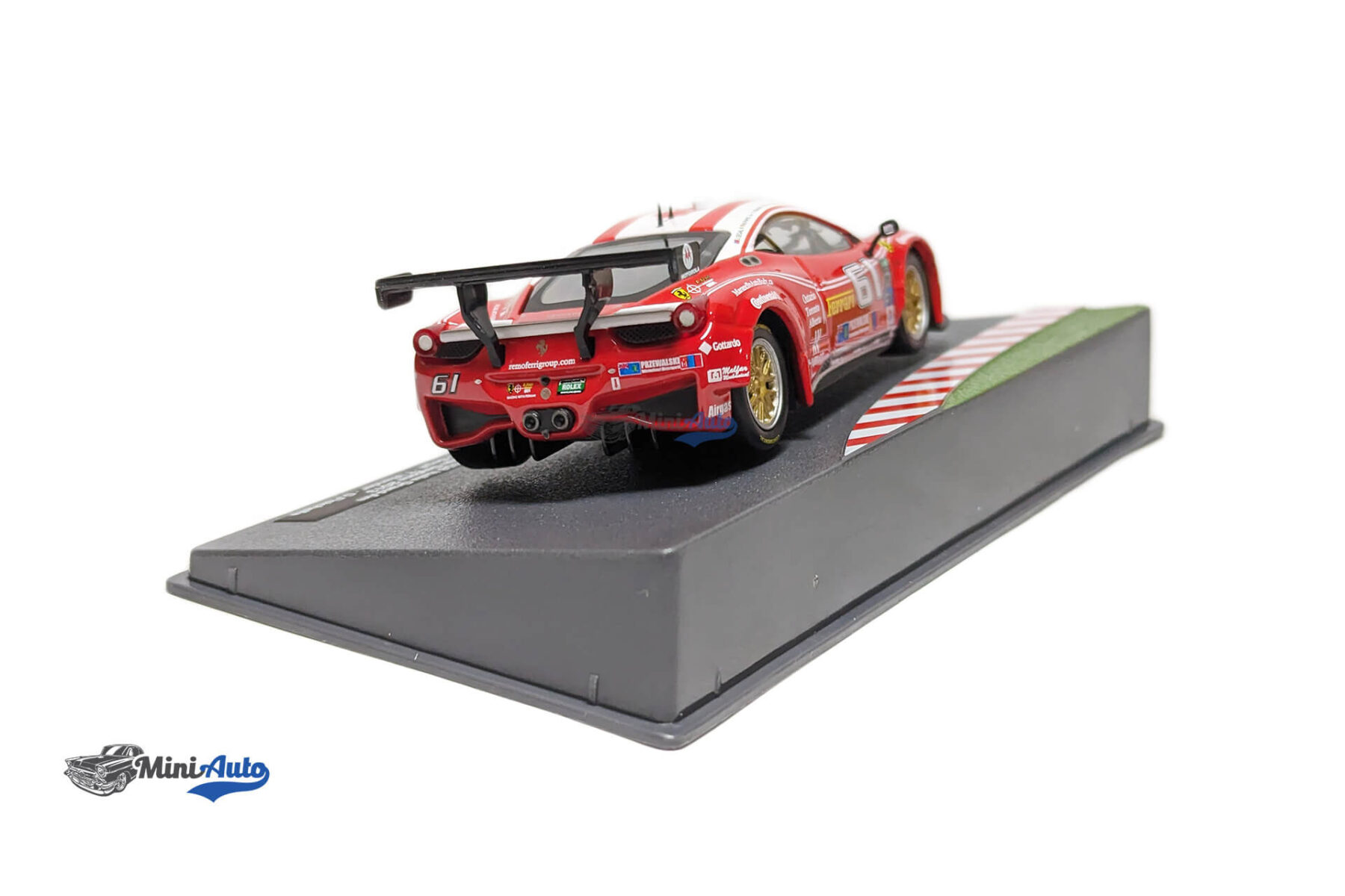 Ferrari 458 Italia Grand-AM, No.61, 24h Daytona - 2013 - Red - Image 4