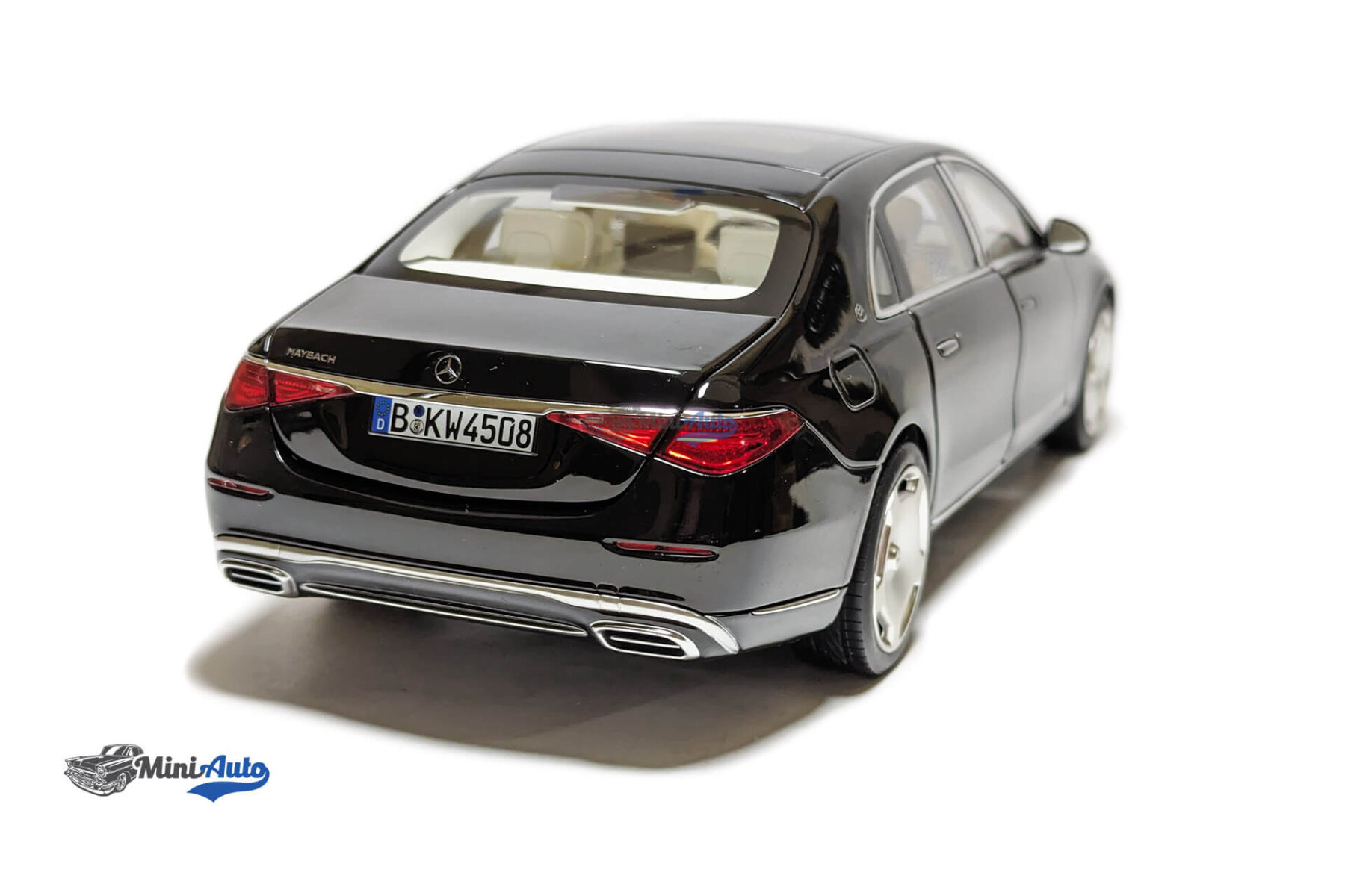 Mercedes-Maybach S 680 4MATIC - 2021 - Black - Image 5