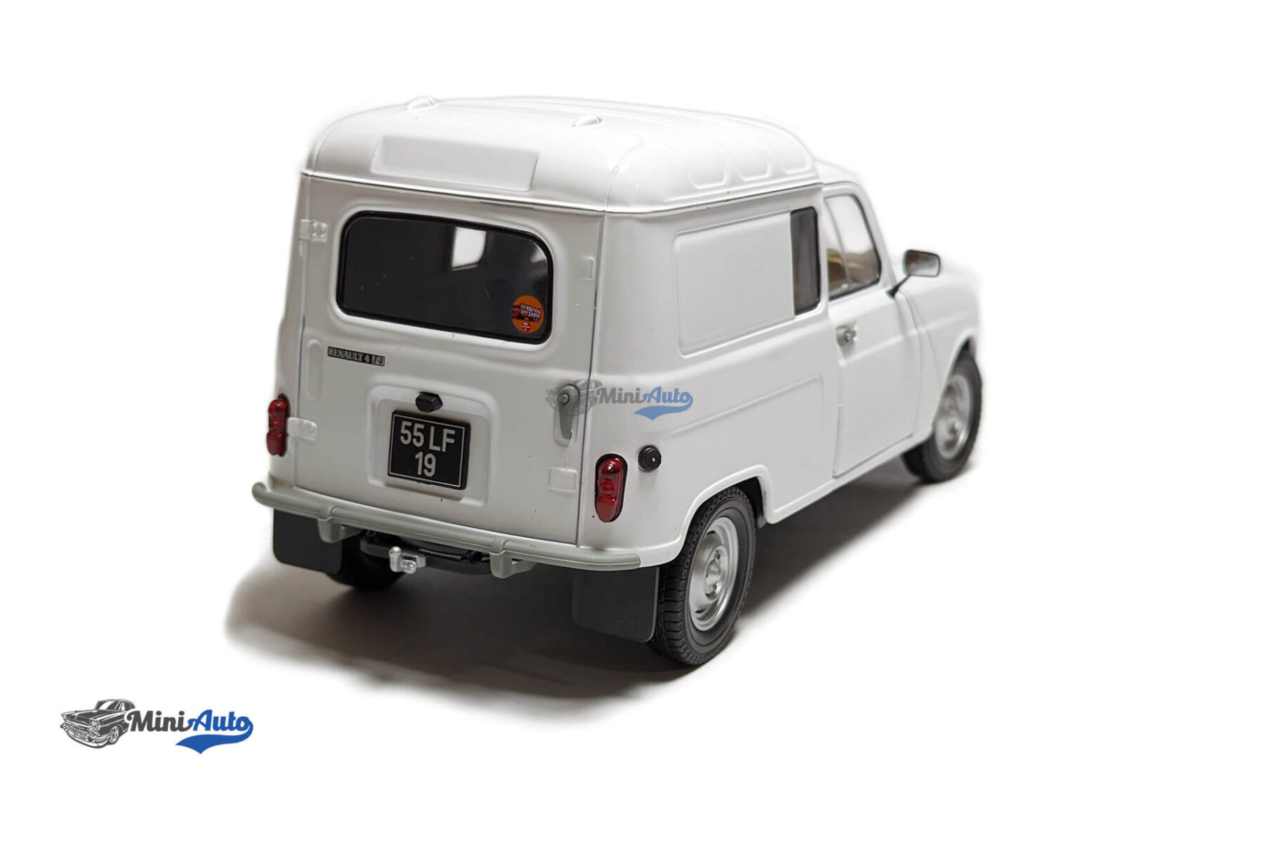 S1802208---Renault-4LF4-1975---White_2 Renault 4LF4 - 1975 - White - Image 5