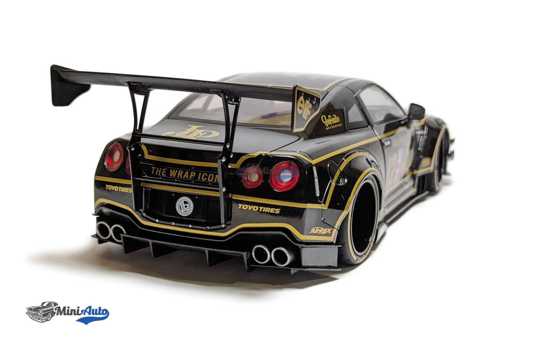 Nissan GT-R (R35) With Body Kit Type 2-JPS - 2022 - Black - Image 5