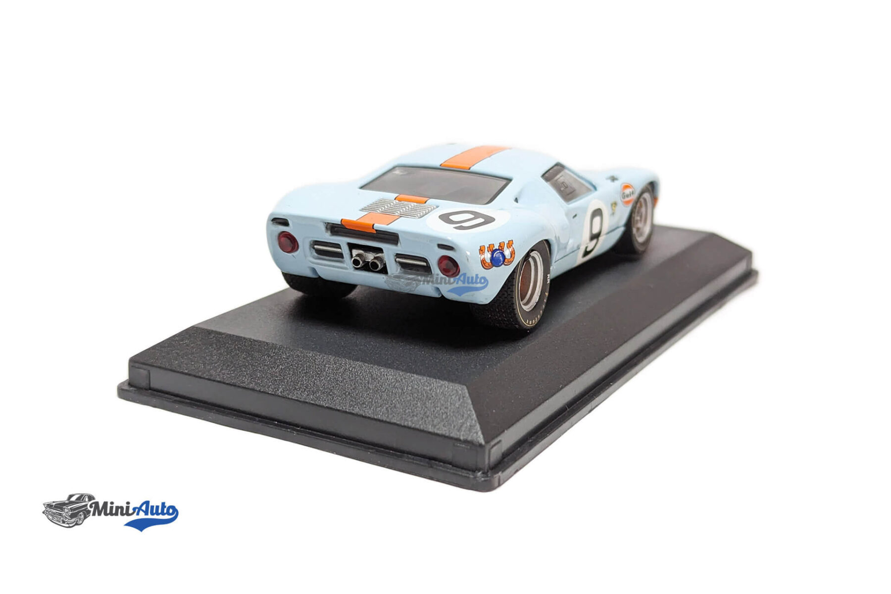 Ford GT40 RHD No9 Le Mans P.Rodriquez/L.Bianchi - 1968 - Light Blue - Image 4