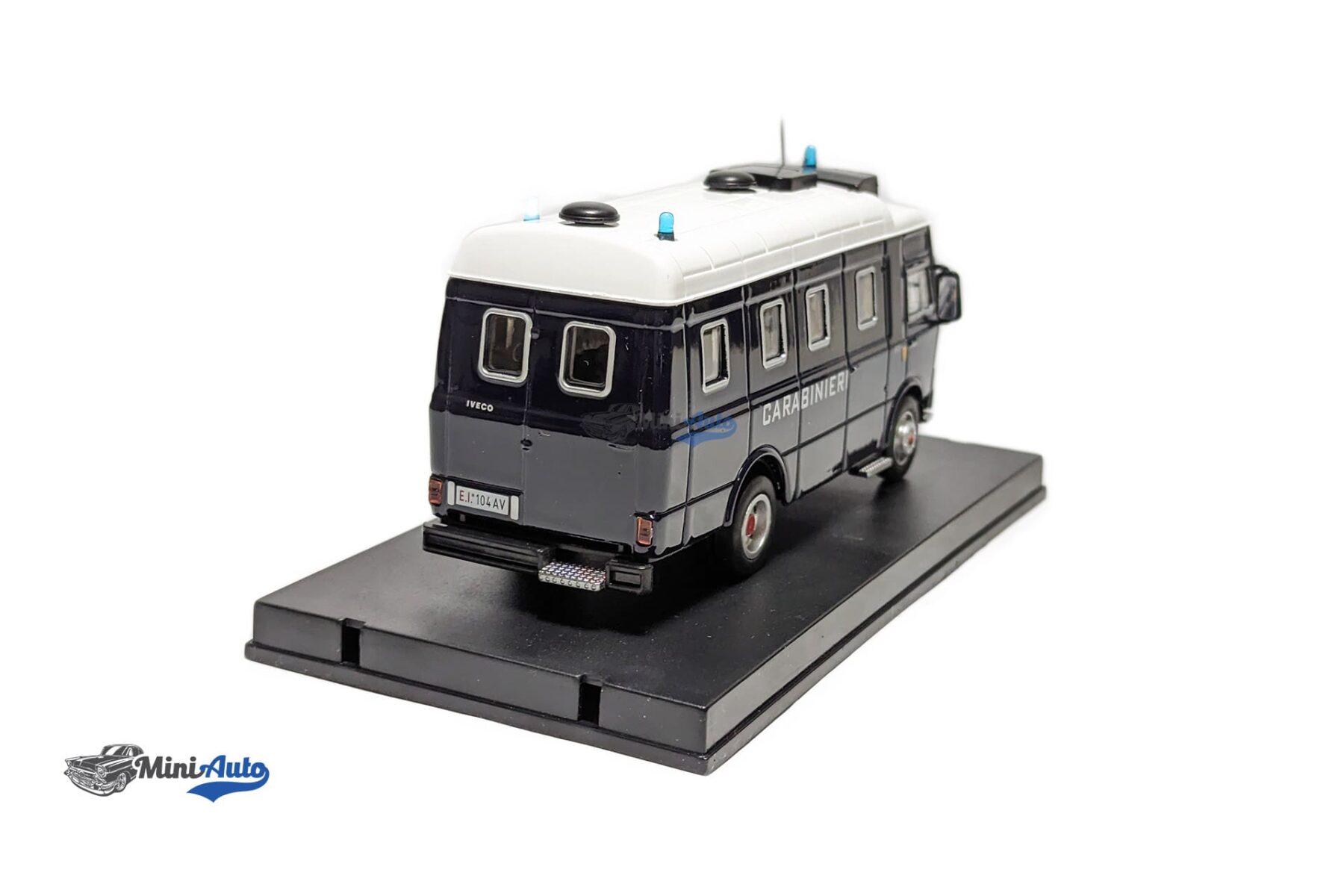 Iveco A55 F13 Carabinieri - 1981 - Blue - Image 4