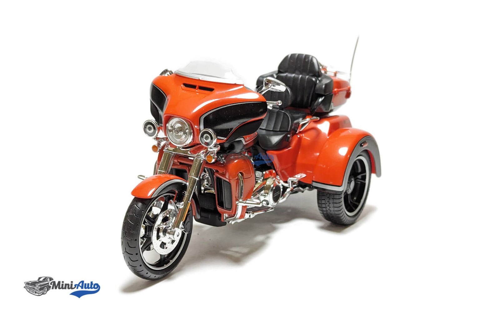 Harley Davidson CVO Tri-Glide Ultra - 2021 - Orange - 1:12 - Image 3