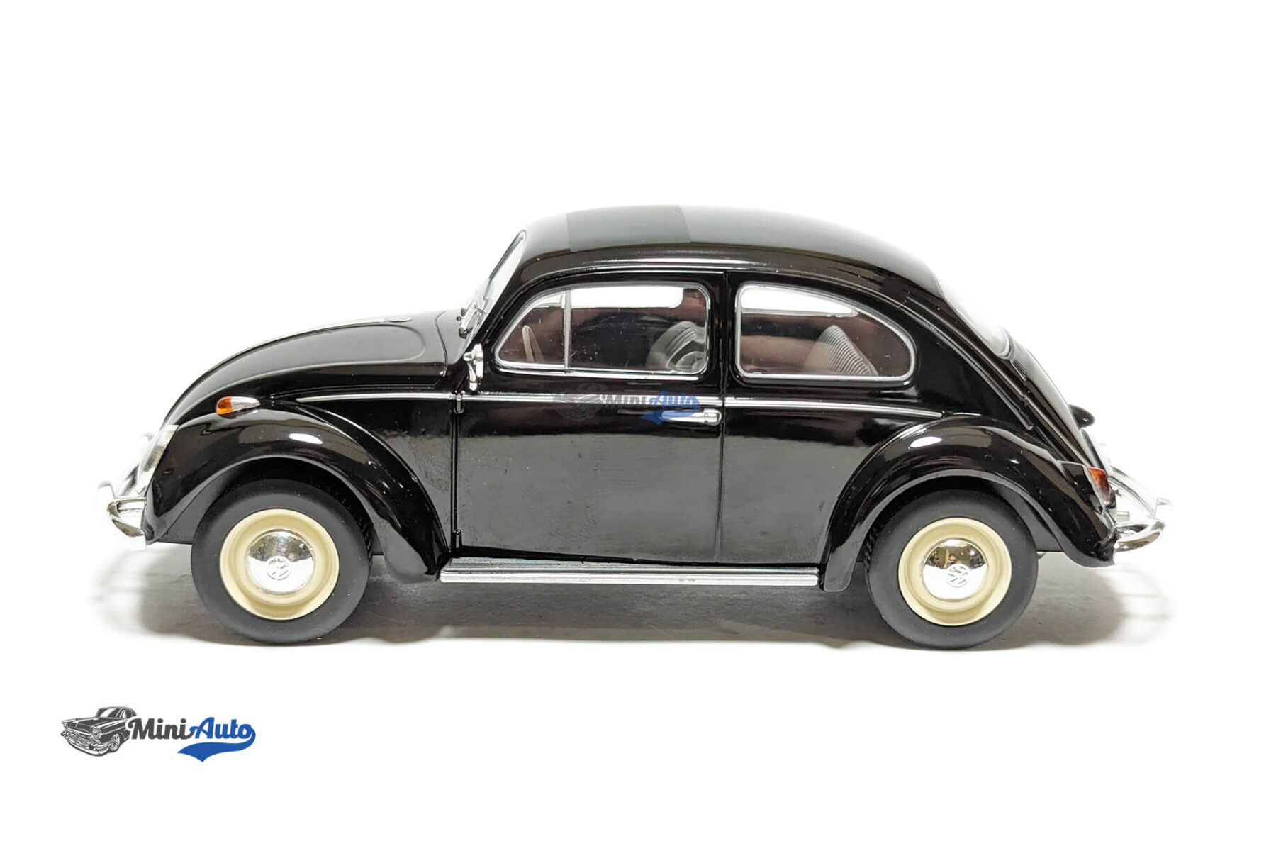 Volkswagen Beetle 1200 - 1970 - Black - Image 2