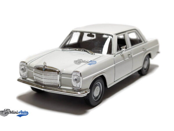 Mercedes 220 (W115) - 1968 - White