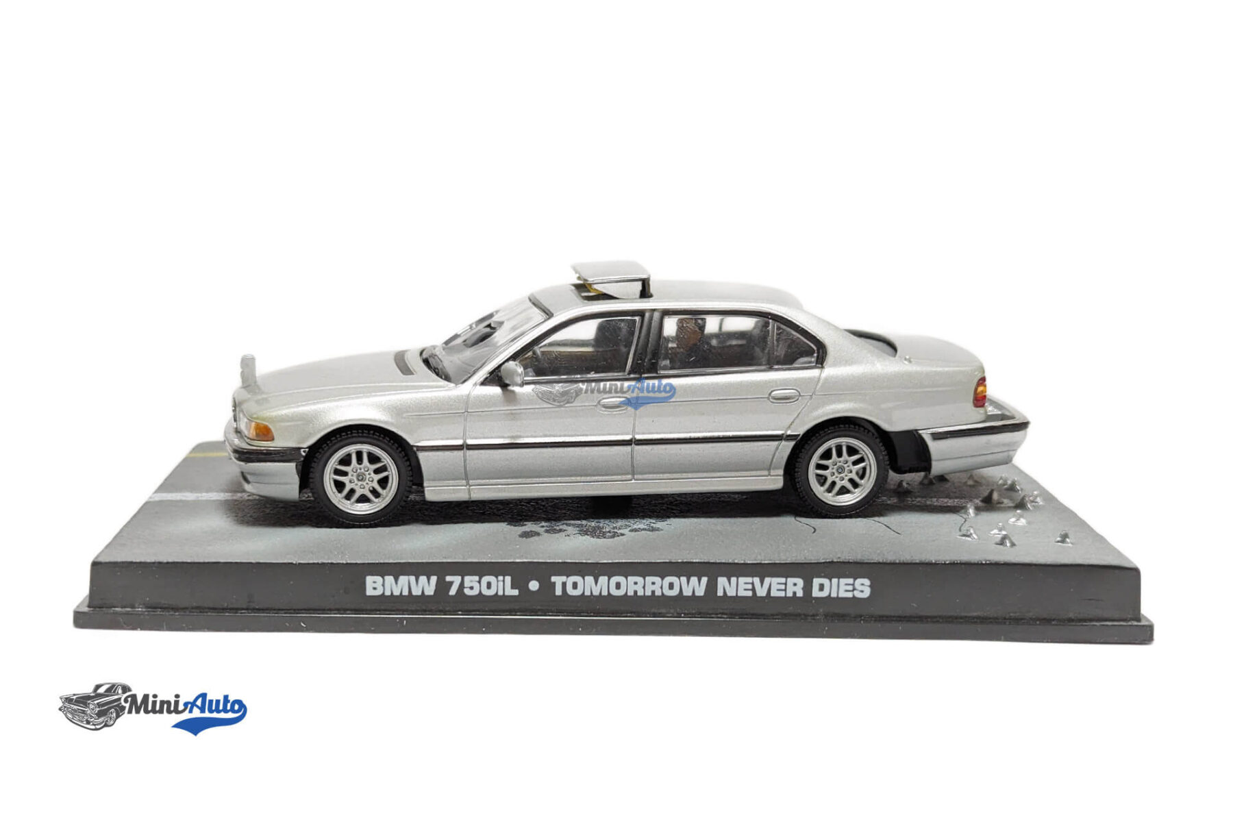 BMW 750i James Bond tomorrow never dies - Silver - Image 2