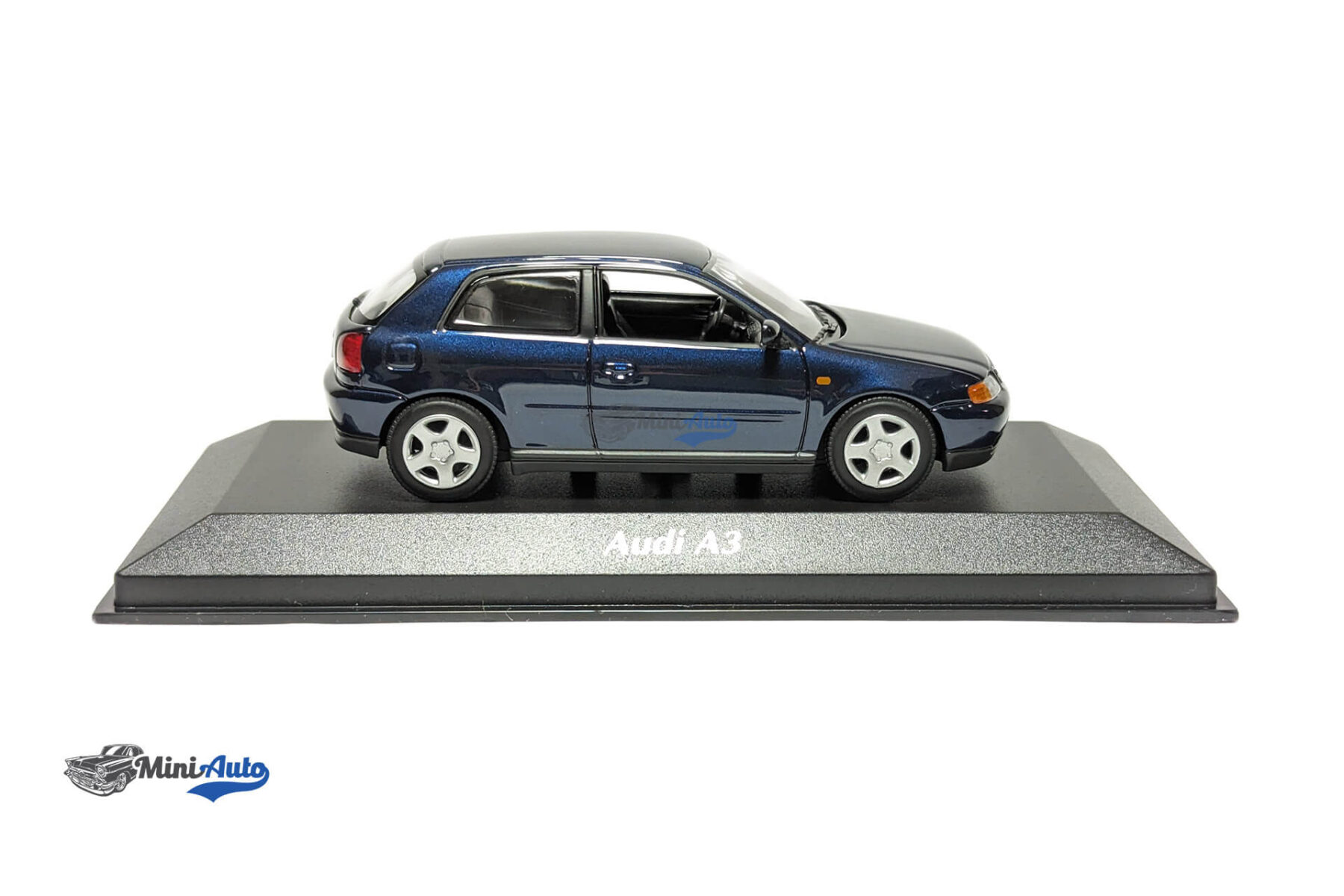 Audi A3 - 1996 - Blue - Image 2