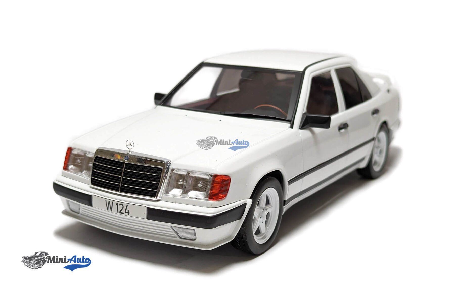 MCG18343---Mercedes-W124-Tuning---1990---White_1 Mercedes W124 Tuning - 1990 - White - Image 1