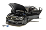 BMW 330i - 2019 - Black - Image 2