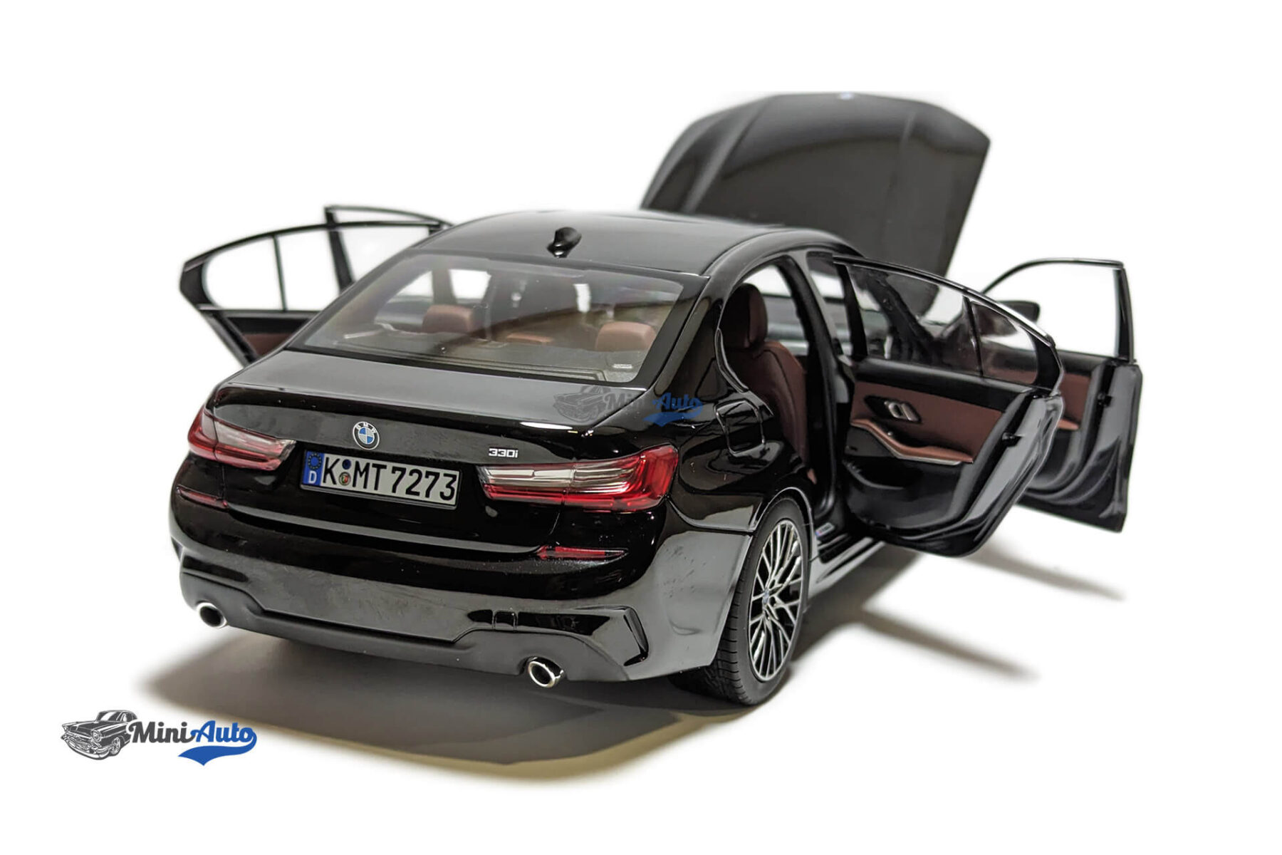 N183277---BMW-330i---2019---Black_4 BMW 330i - 2019 - Black - Image 3