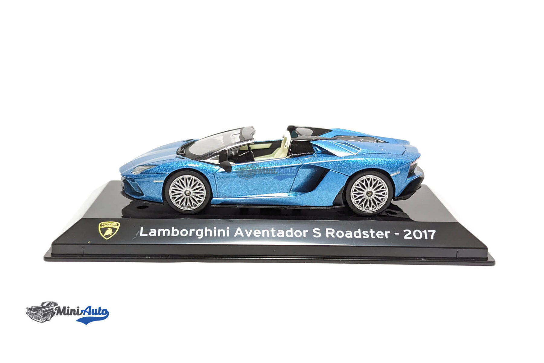 Lamborghini Aventador S Roadster - 2017 - Blue - Image 2