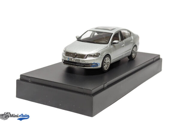 Volkswagen Passat Berlina - 2011 - Silver