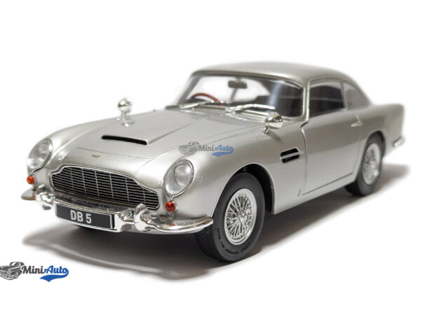 Aston Martin DB5 - 1964 - Silver Birch