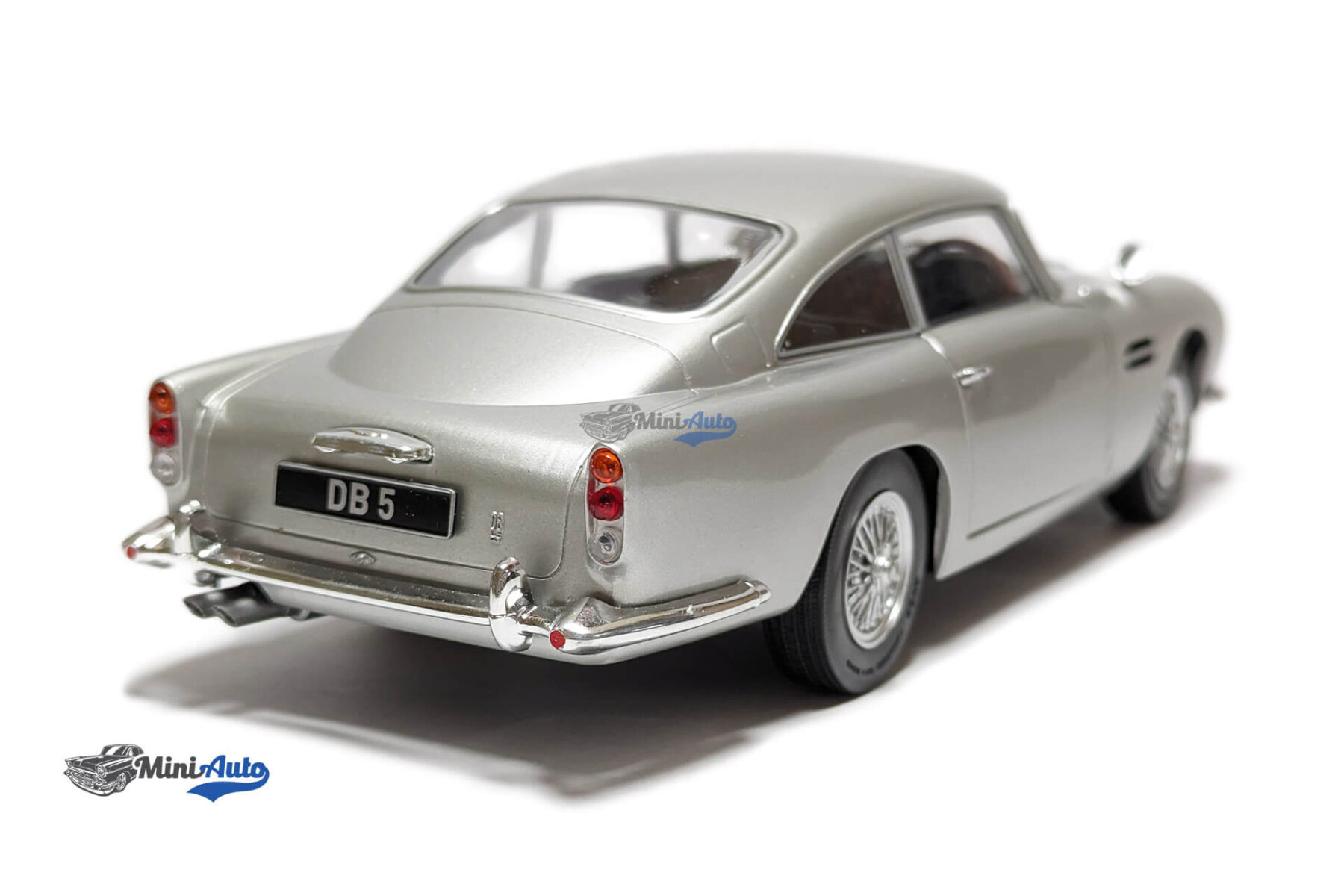 Aston Martin DB5 - 1964 - Silver Birch - Image 5