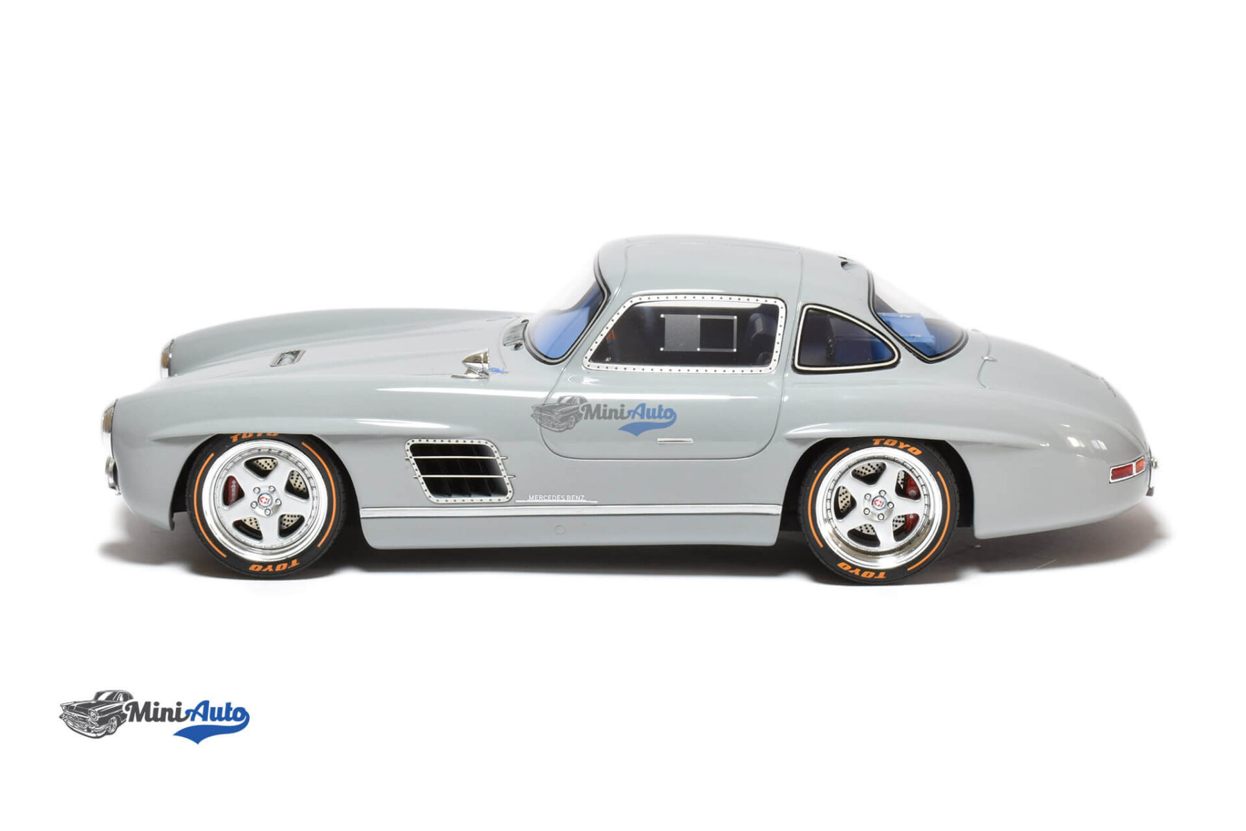Mercedes Benz 300SL S-Klub Gullwing - 2021 - Grey - Image 3