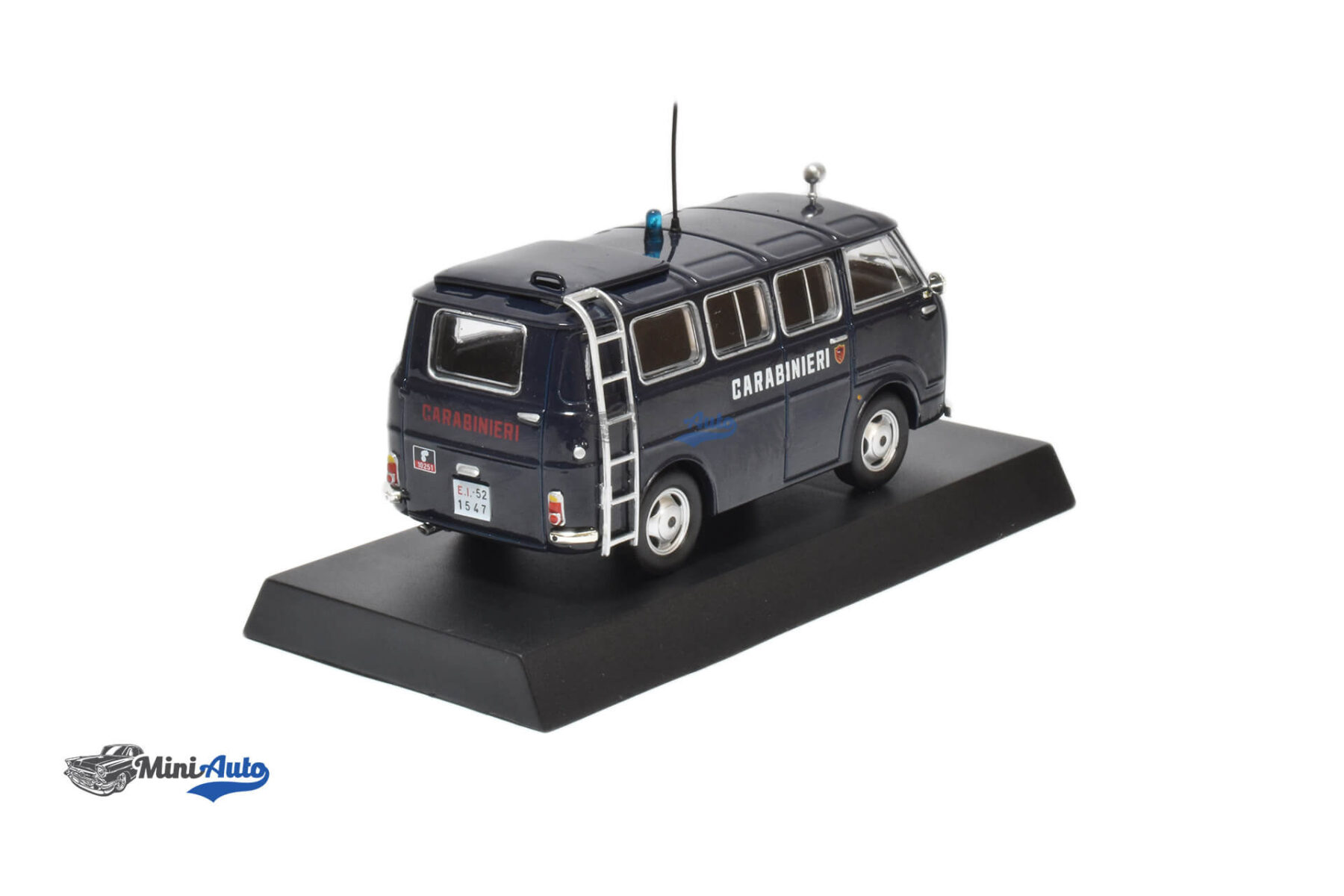 MAGCARA014---Alfa-Romeo-2-Carabinieri---1966---Blue_2 Alfa Romeo 2 Carabinieri - 1966 - Blue - Image 3