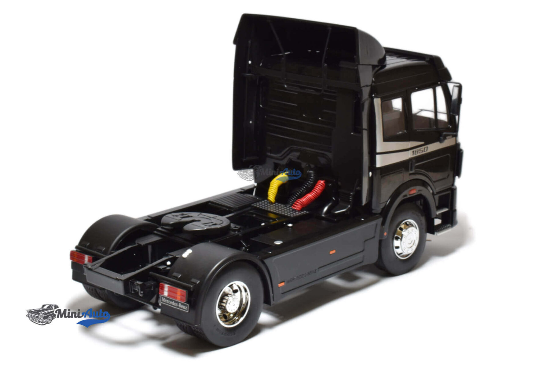 Mercedes-Benz SK II - 1994 - Black - Image 3