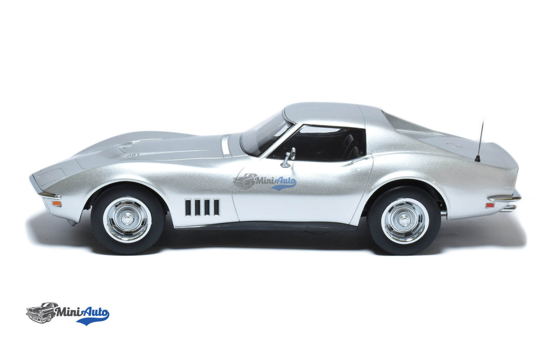 Chevrolet Corvette Coupe - 1969 - Silver - Image 3