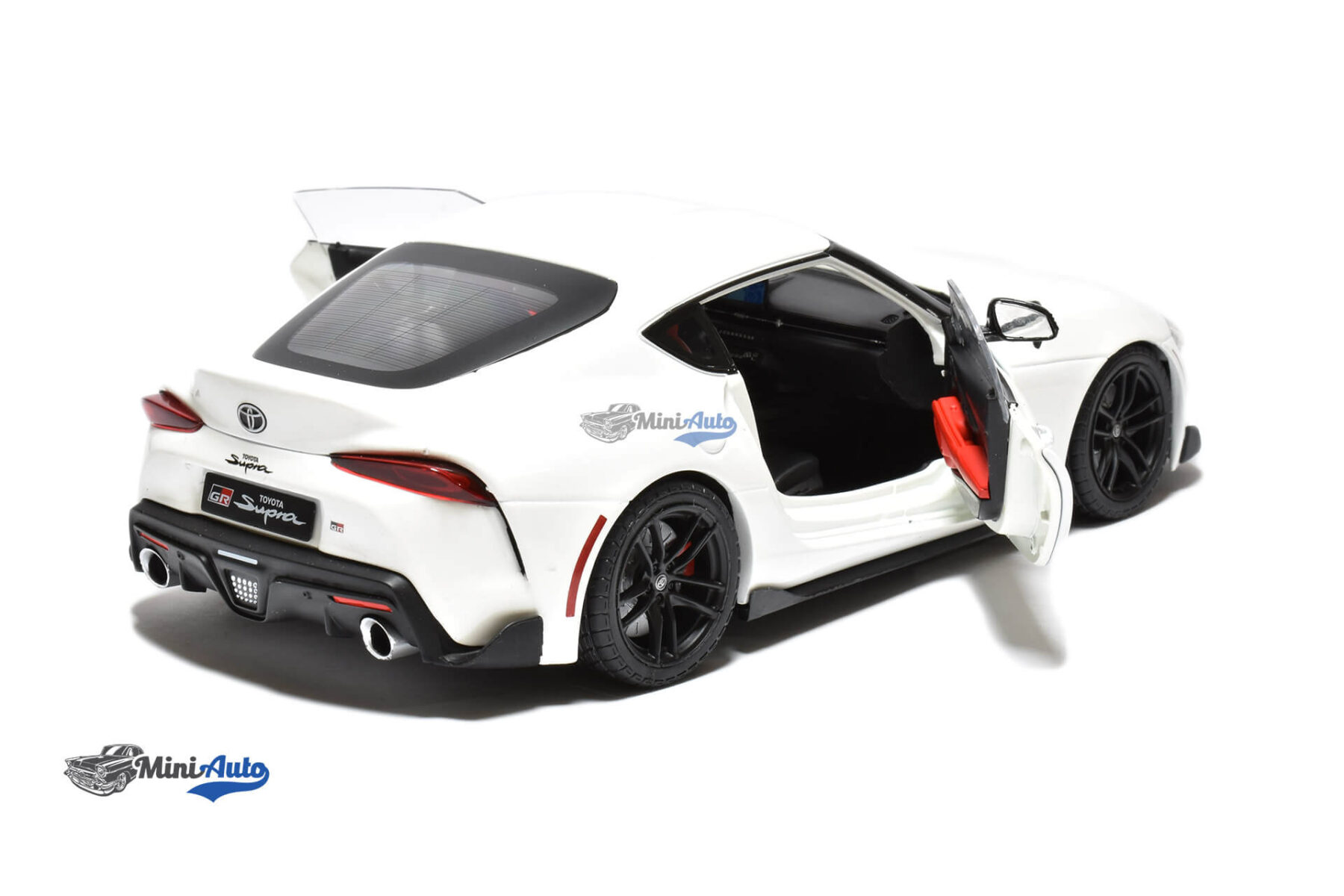 Toyota Supra Gr - 2023 - White - Image 4