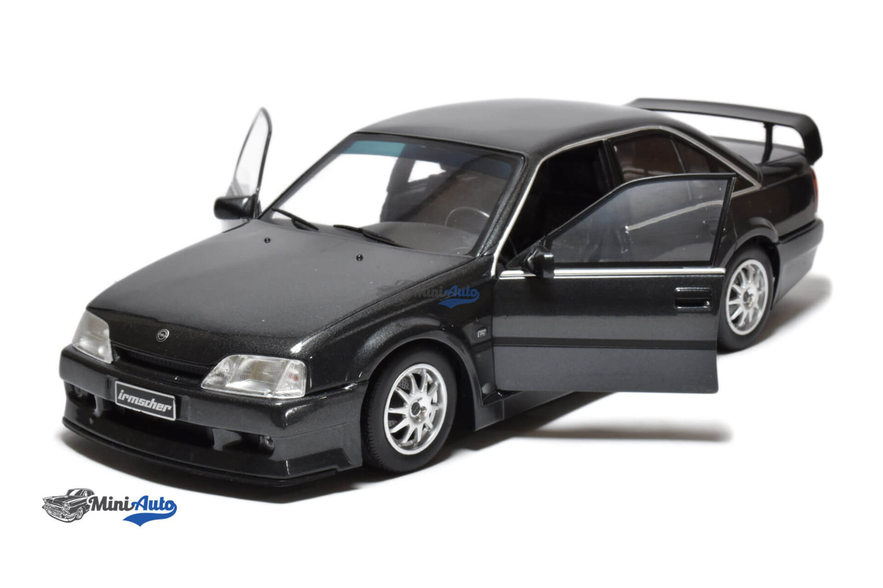 Opel Omega EVO 500 - 1990 - Black - Image 4