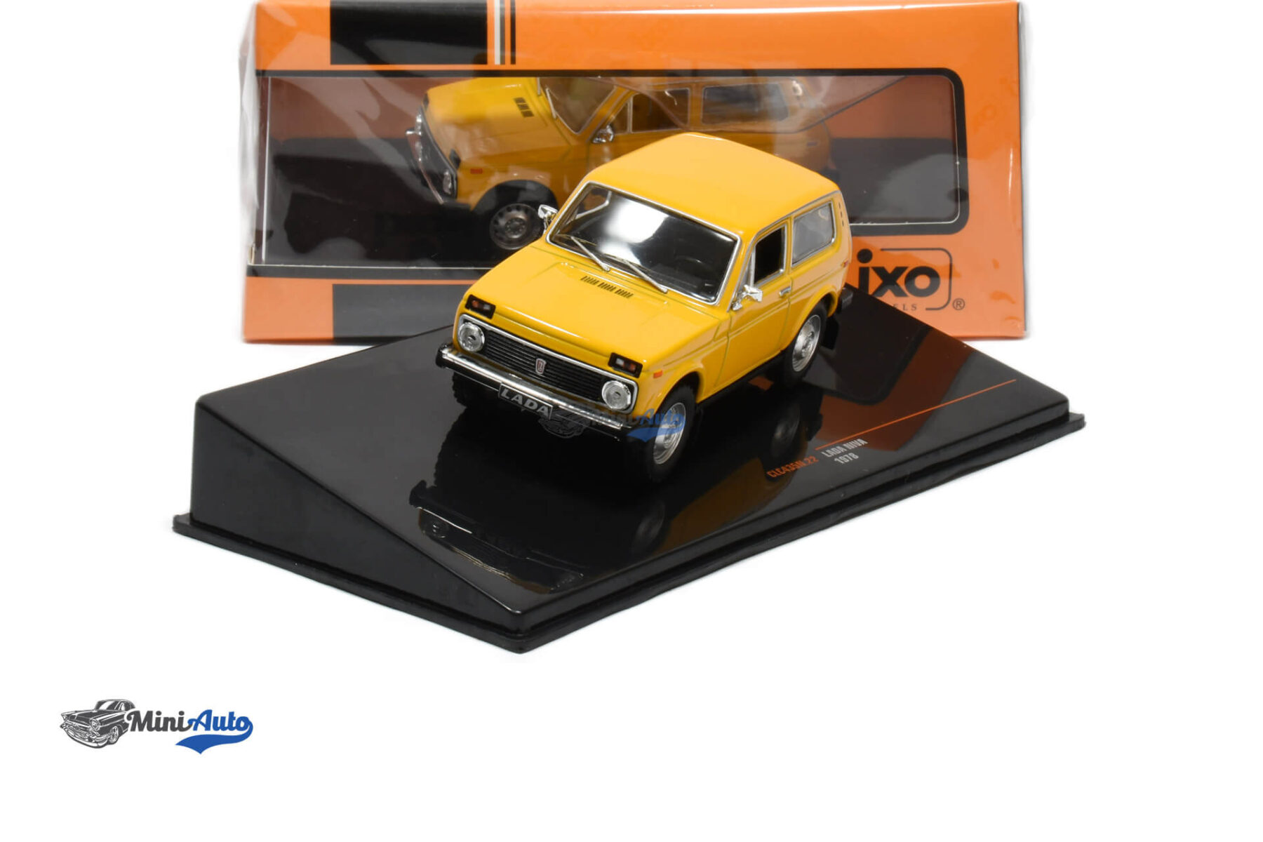 Lada Niva - 1978 - Yellow - Image 4