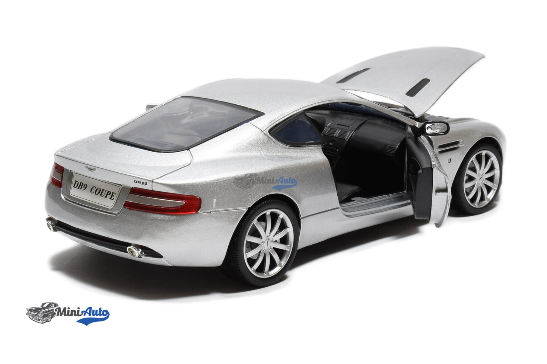 Aston Martin DB9 - 2005 - Silver - Image 4