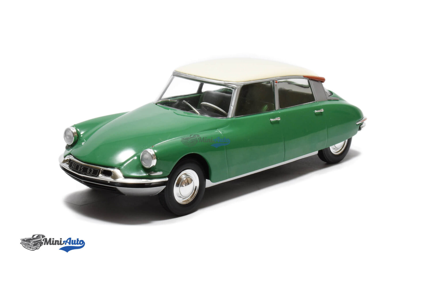 MX5ALA0015---Citroen-DS19---1956---Green_1 Citroen DS19 - 1956 - Green - Image 1