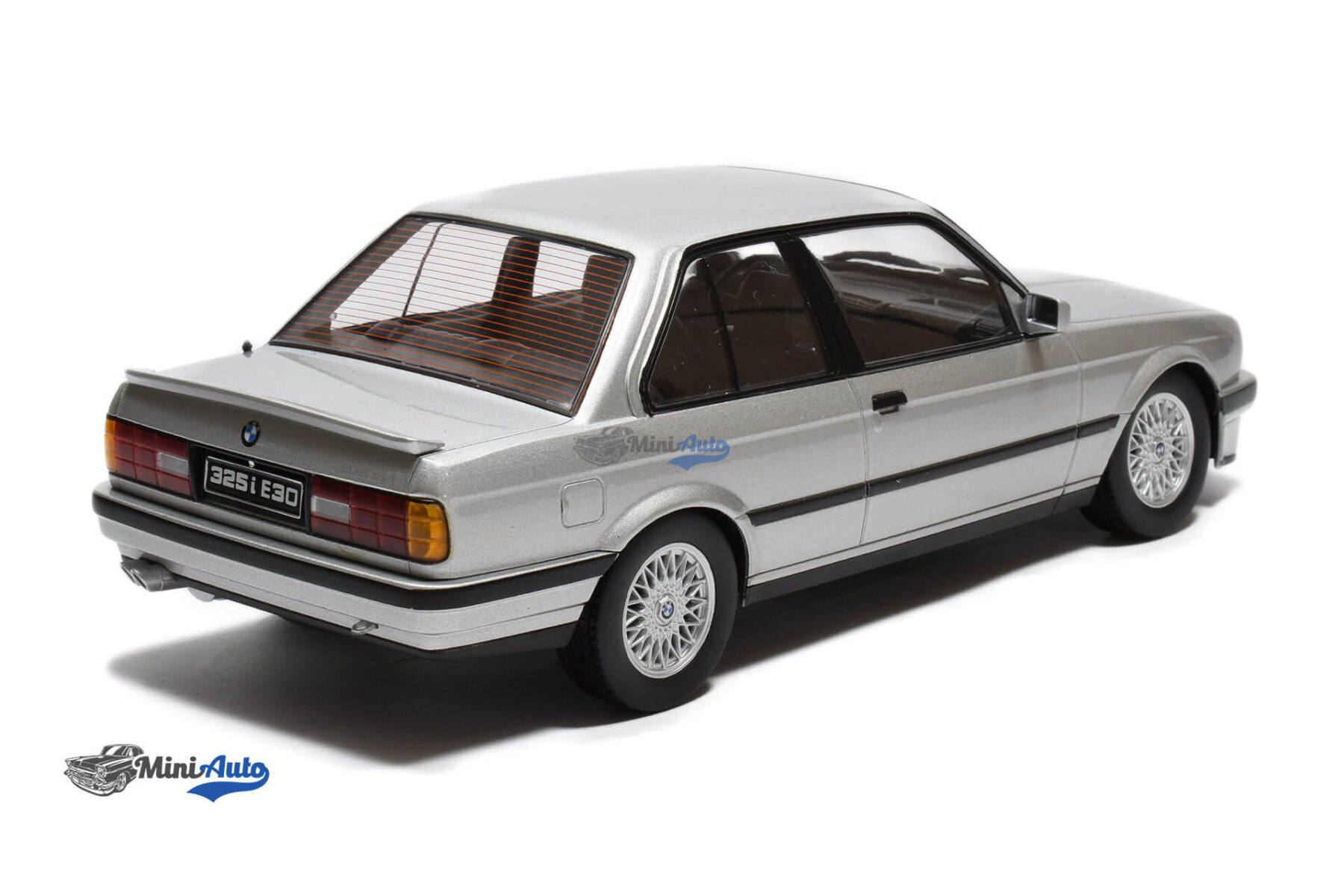 BMW 325i E30 M-package - 1987 - Silver - Image 2