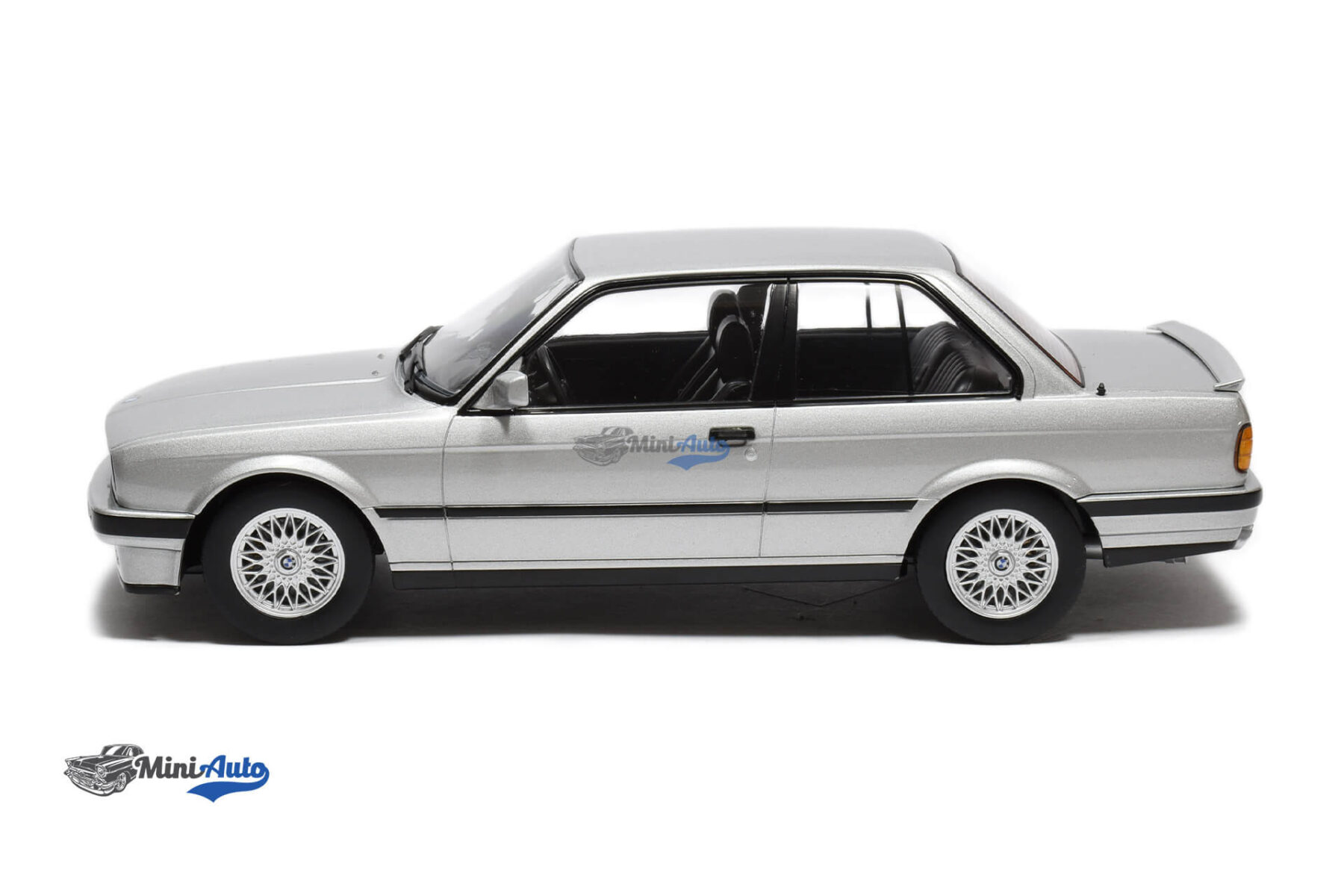 BMW 325i E30 M-package - 1987 - Silver - Image 3