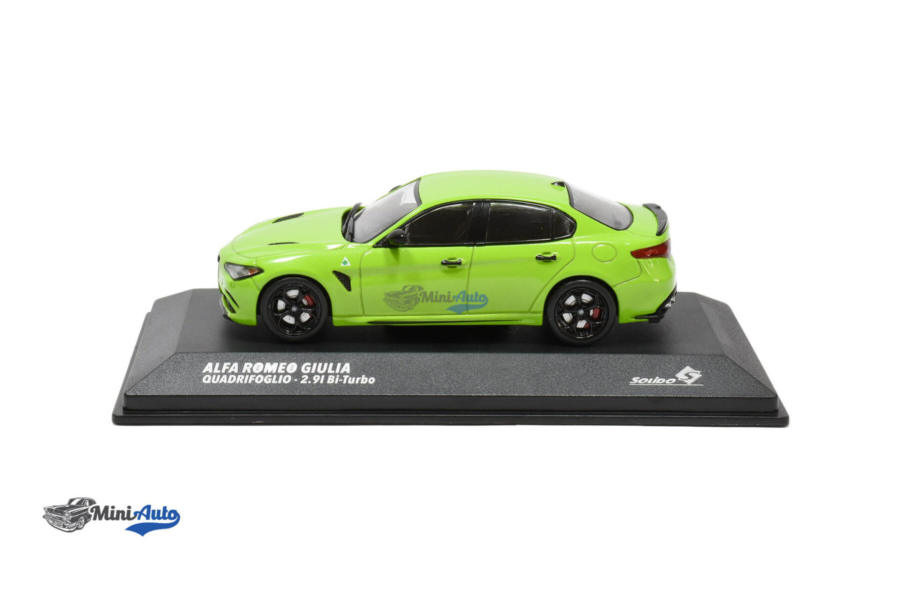 Alfa Romeo Quadrifoglio 2.9L - 2020 - Green - Image 3