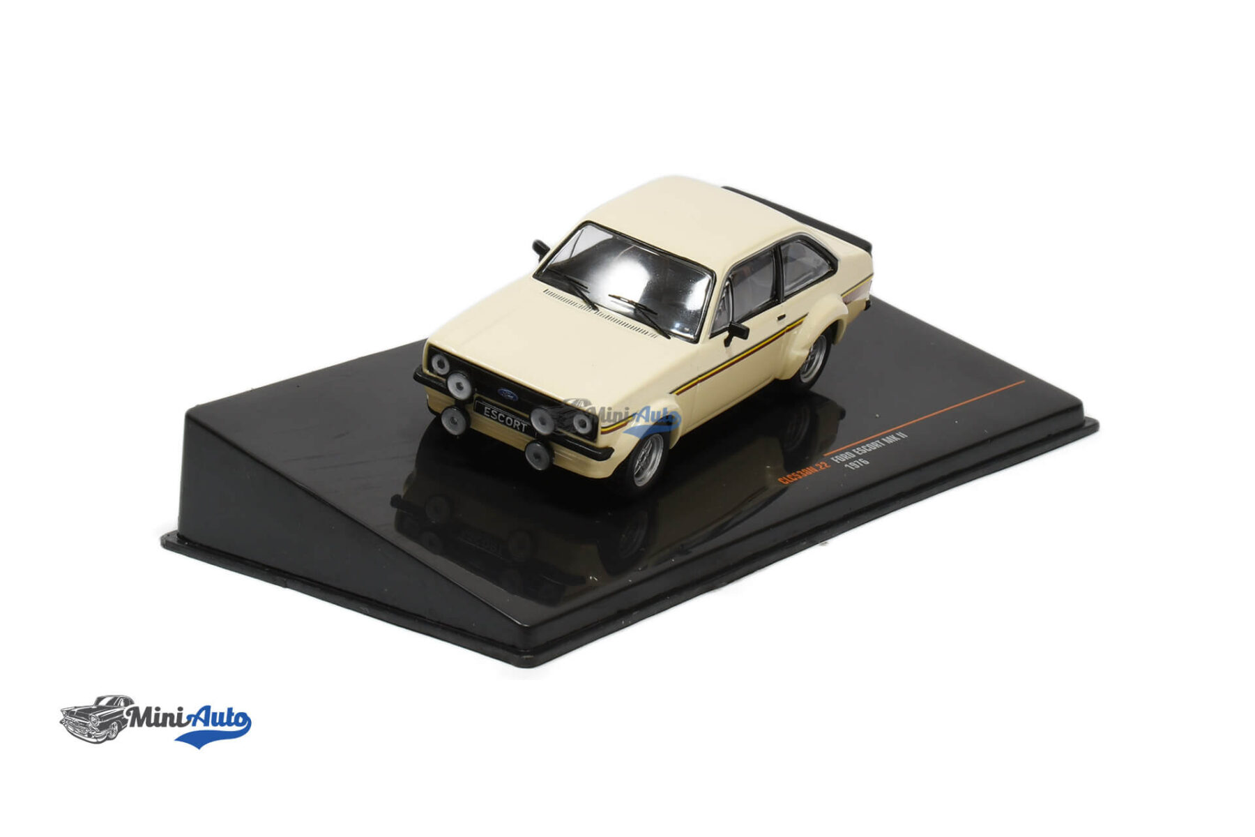 IXOCLC538N---Ford-Escort-MK-II---1976---Beige_1 Ford Escort MK II - 1976 - Beige - Image 1