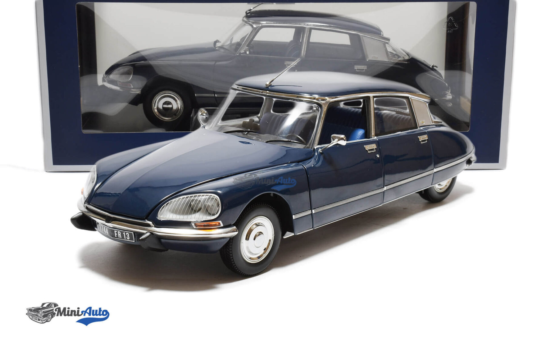 N181723---Citroen-DS23-Pallas---1974---Dark-Blue_6 Citroen DS23 Pallas - 1974 - Dark Blue - Image 6