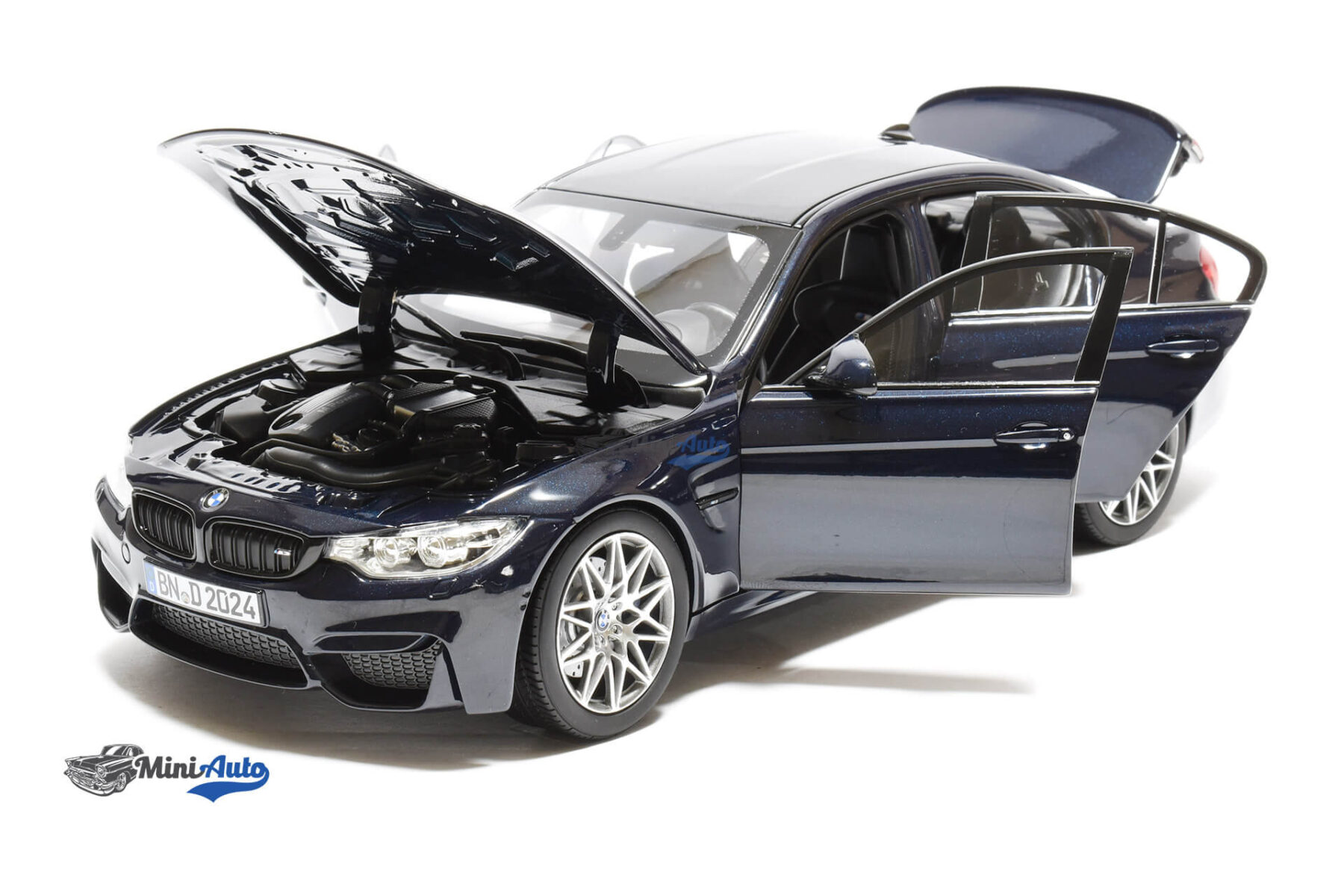 BMW M3 F80 - 2017 - Dark Blue - Image 2