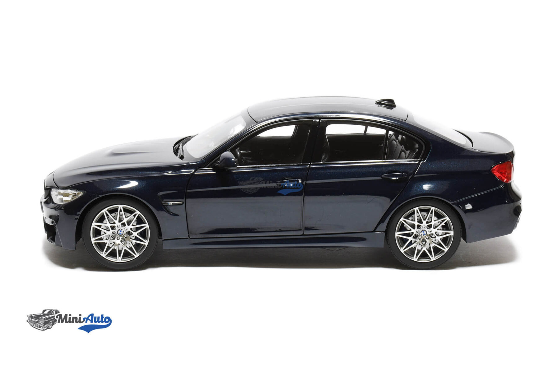 BMW M3 F80 - 2017 - Dark Blue - Image 5