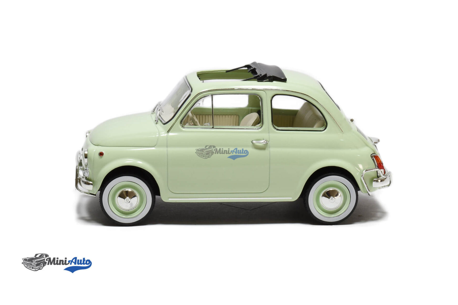 N187773---Fiat-500-Open-Roof---1968---Green_3 Fiat 500 Open Roof - 1968 - Green - Image 3