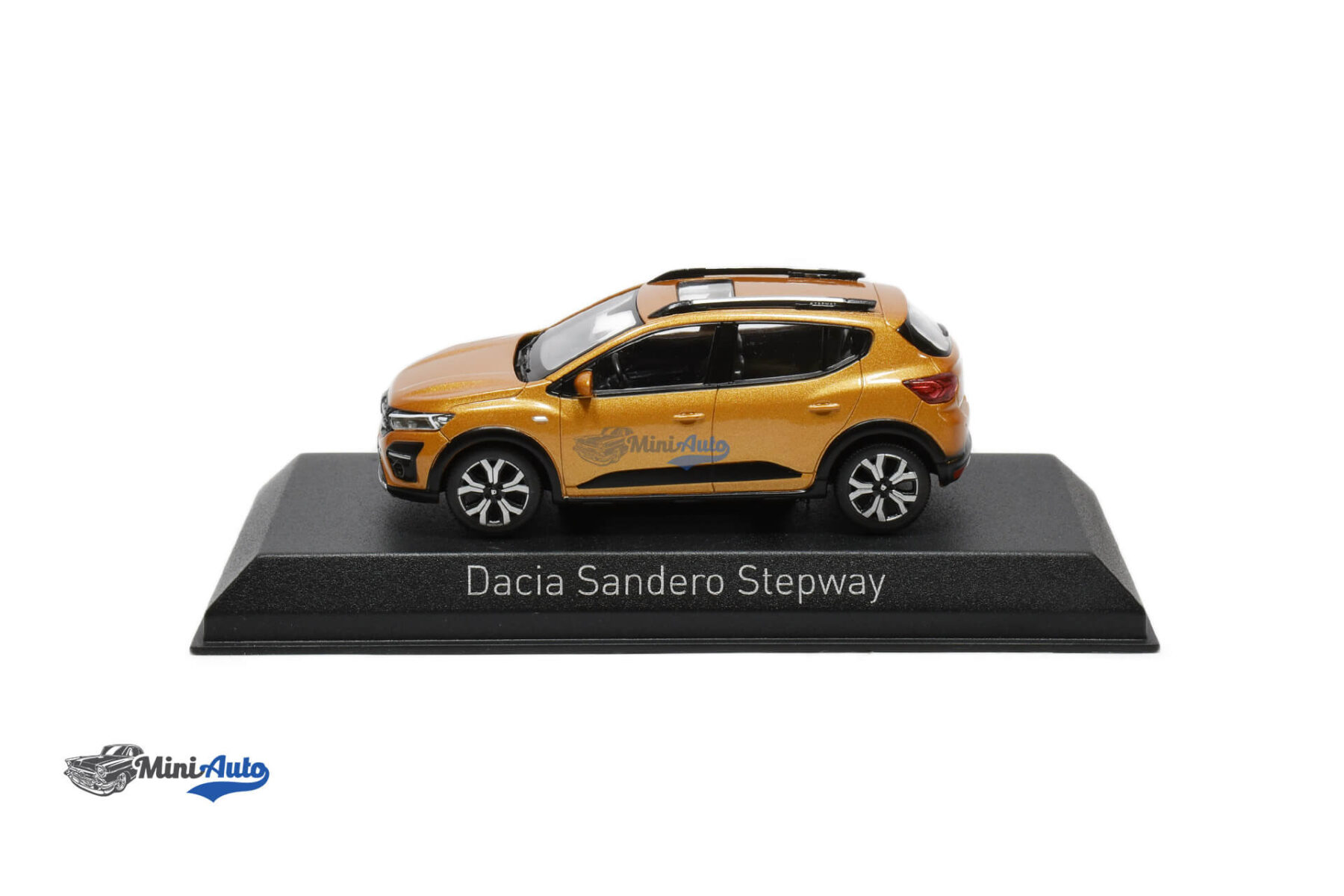 N509030---Dacia-Sandero-Stepway---2021---Orange_3 Dacia Sandero Stepway - 2021 - Orange - Image 3